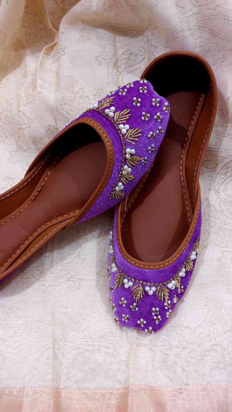 Purple Zari Work Khussa