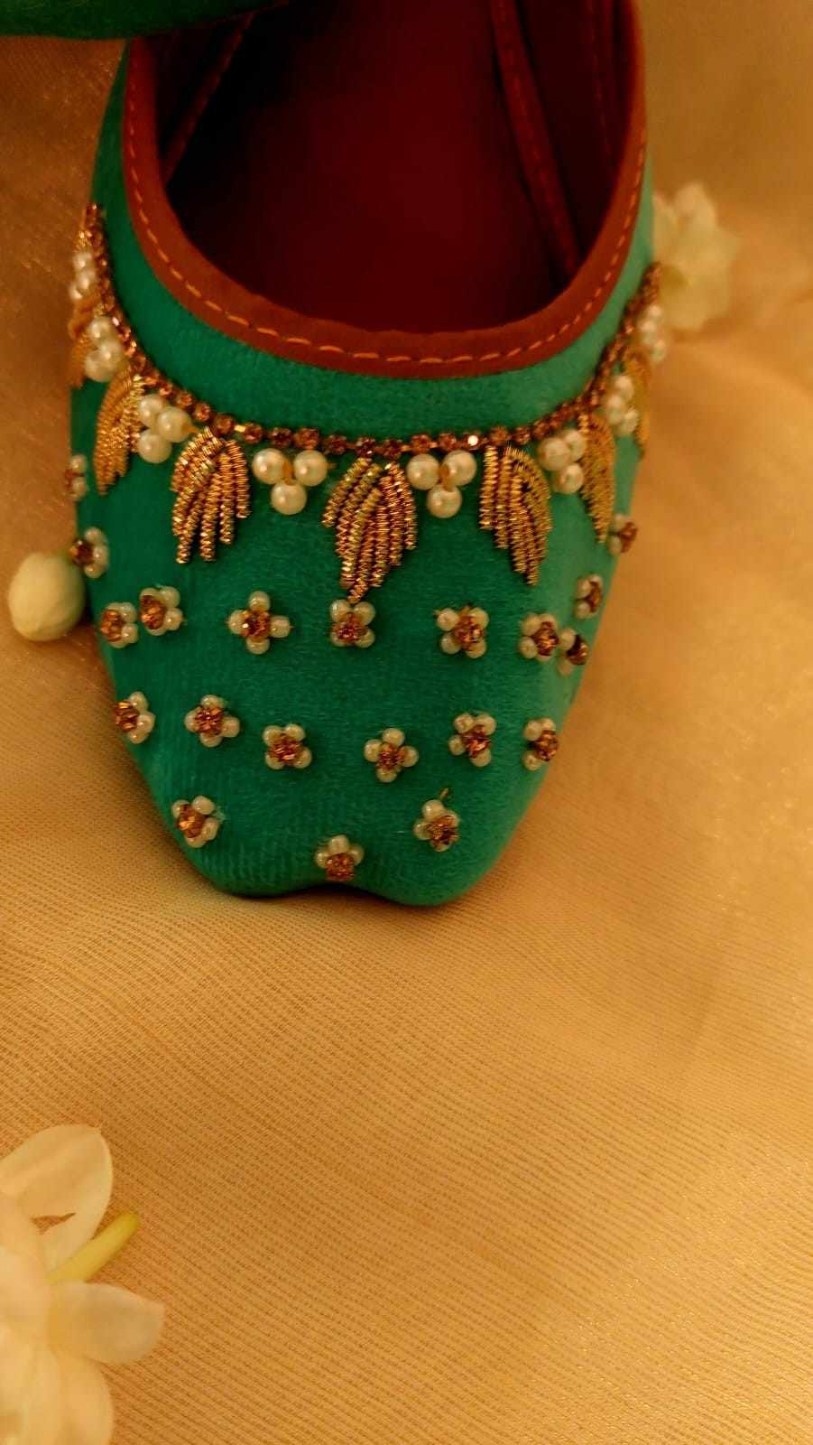 Sea Green Zari Work Khussa
