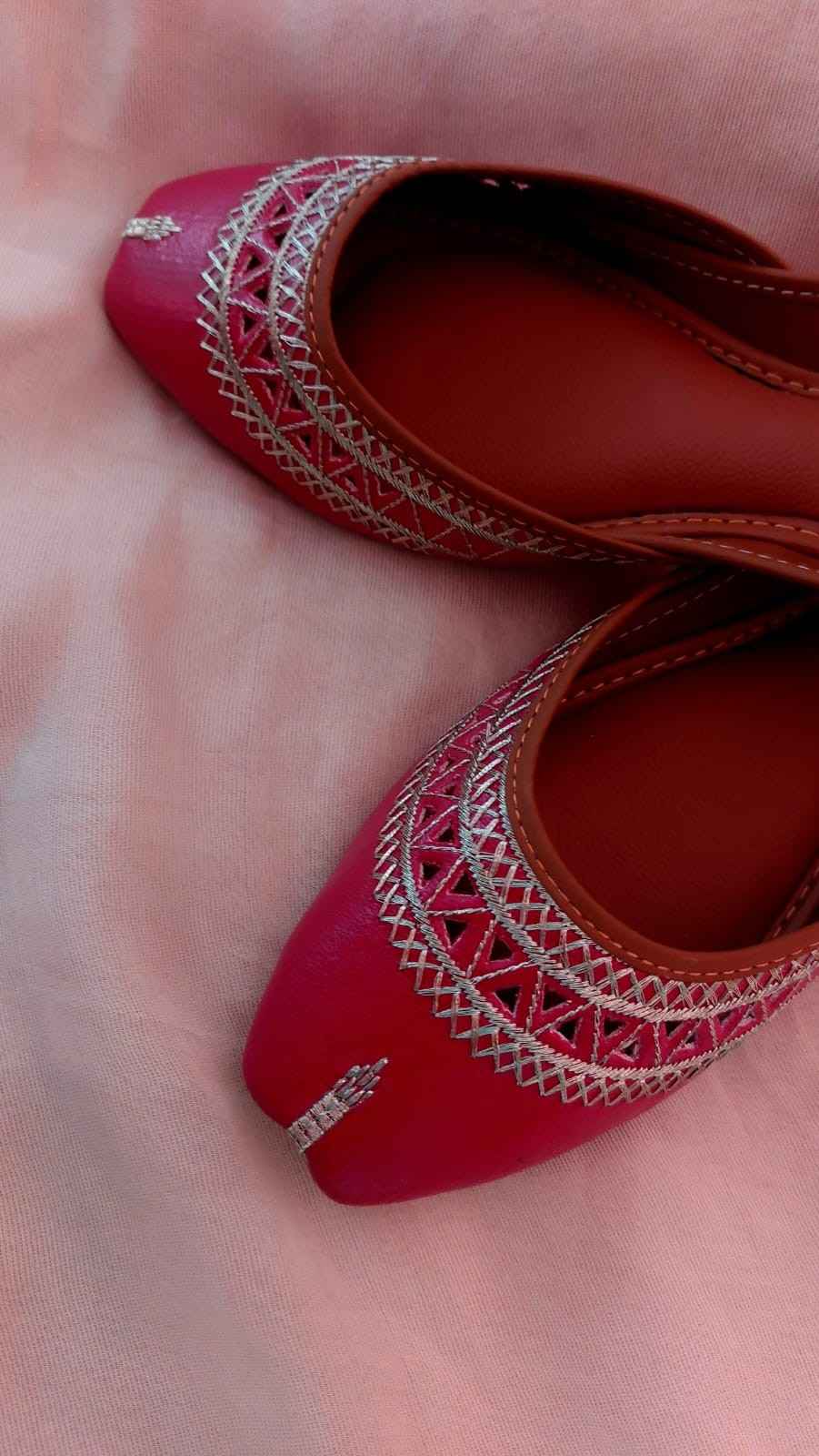 Pink Tilla Work Khussa